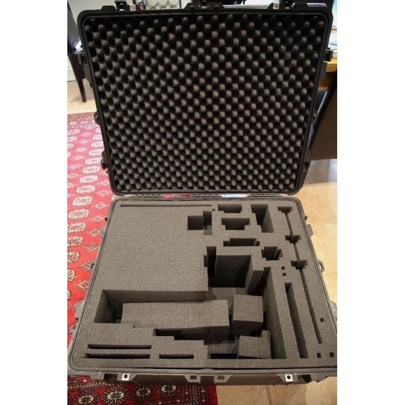 Peli Case 1690 (black with foam)