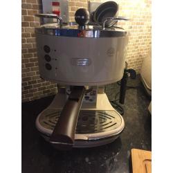 De Longhi coffee machine