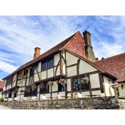 Front of House Couple Required for The Crown Inn, Chiddingfold