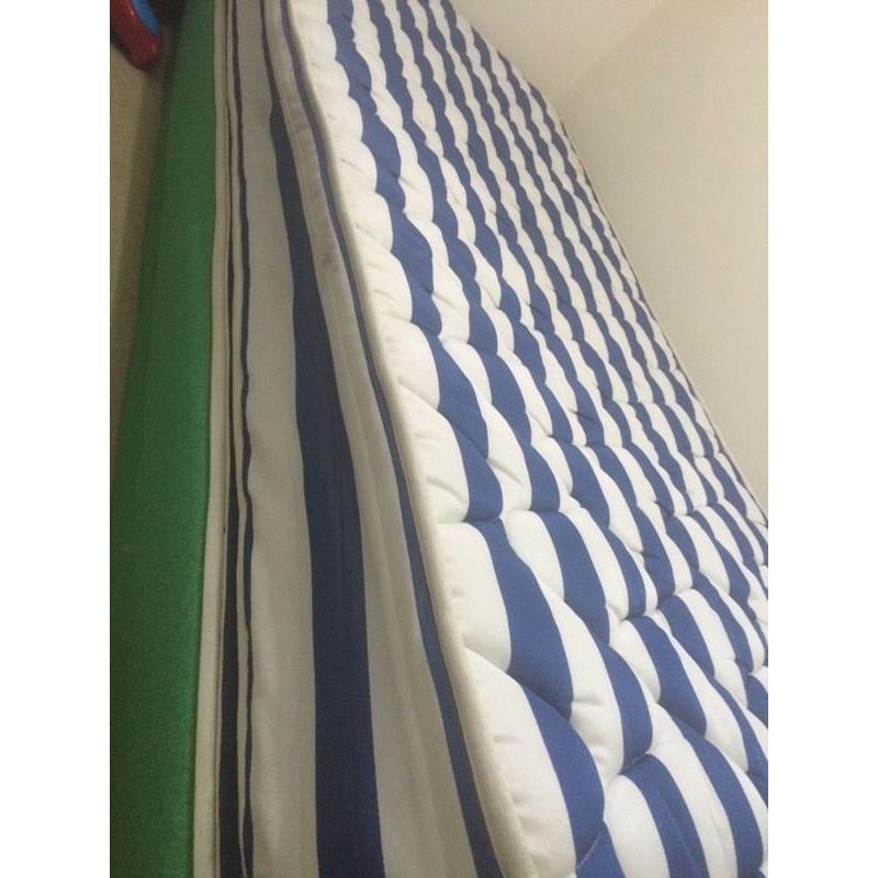 Single Children/adult bed with headboard