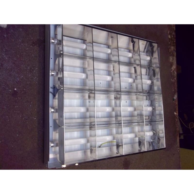 CEILING PANEL LIGHTS CFL X 4