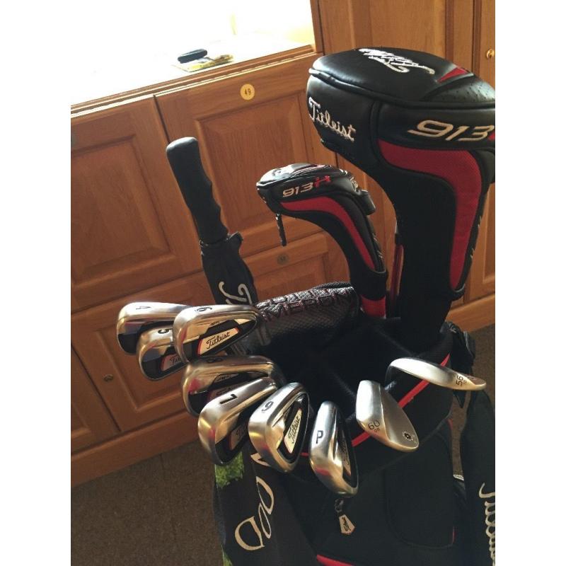 **TITLEIST AP1 714 IRONS REGULAR STEEL**