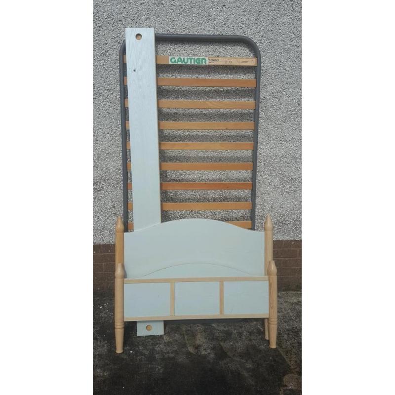 Single bed