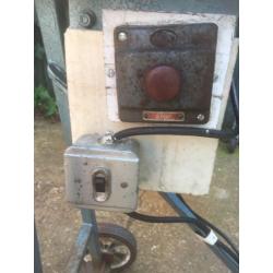 Wood lathe and turning tools