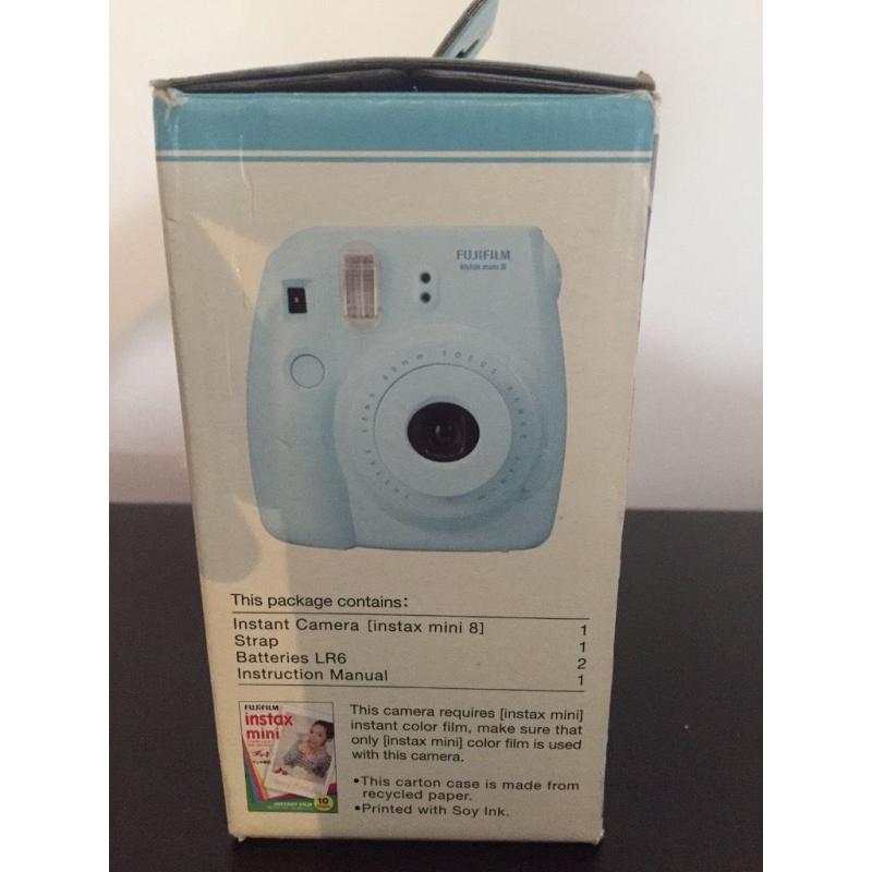Fujifilm instax mini 8 Polaroid camera
