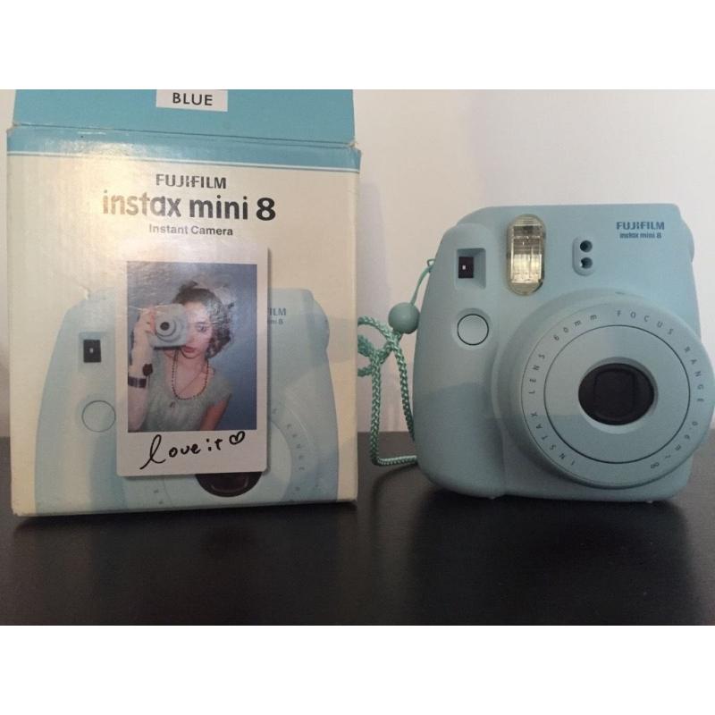 Fujifilm instax mini 8 Polaroid camera