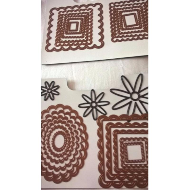Selection of Spellbinder and other cutting dies