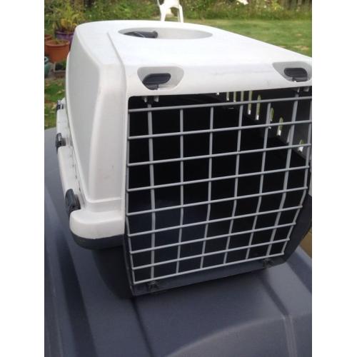 Cat carrier