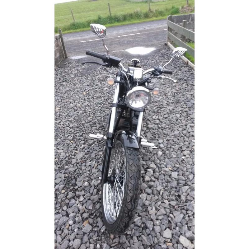 SINNIS HEIST 125 CHOP/BOBBER