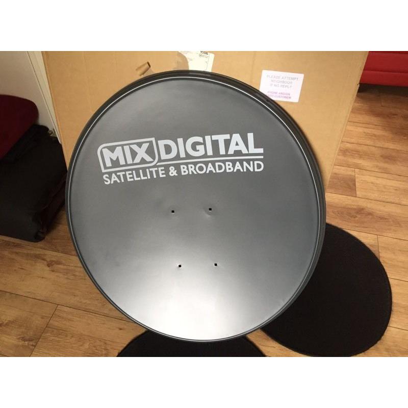 80cm Satellite Dish - Brand new
