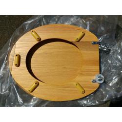 Wooden toilet seat - nearly new