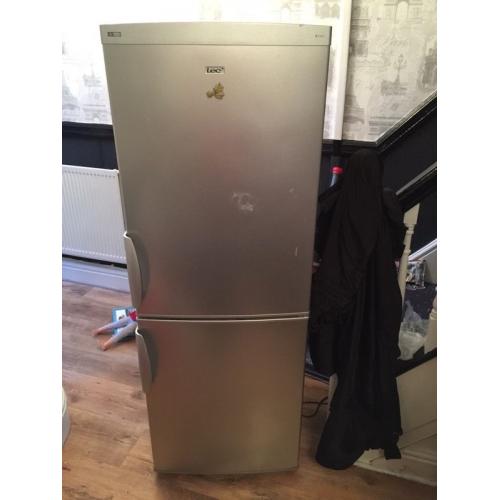 Fridge freezer silver