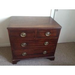 Solid wood chest of drawers