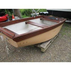 8ft grp dinghy with wheels