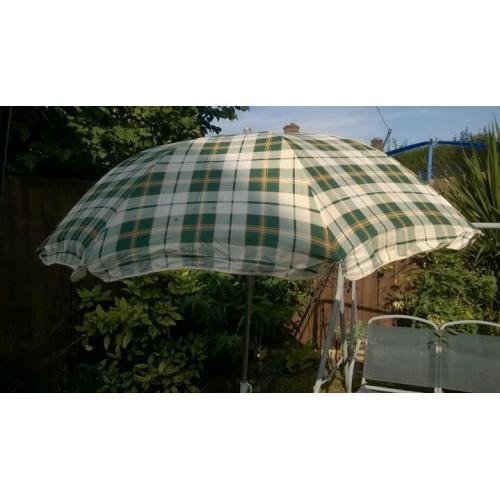 Garden parasol umbrella sunshade