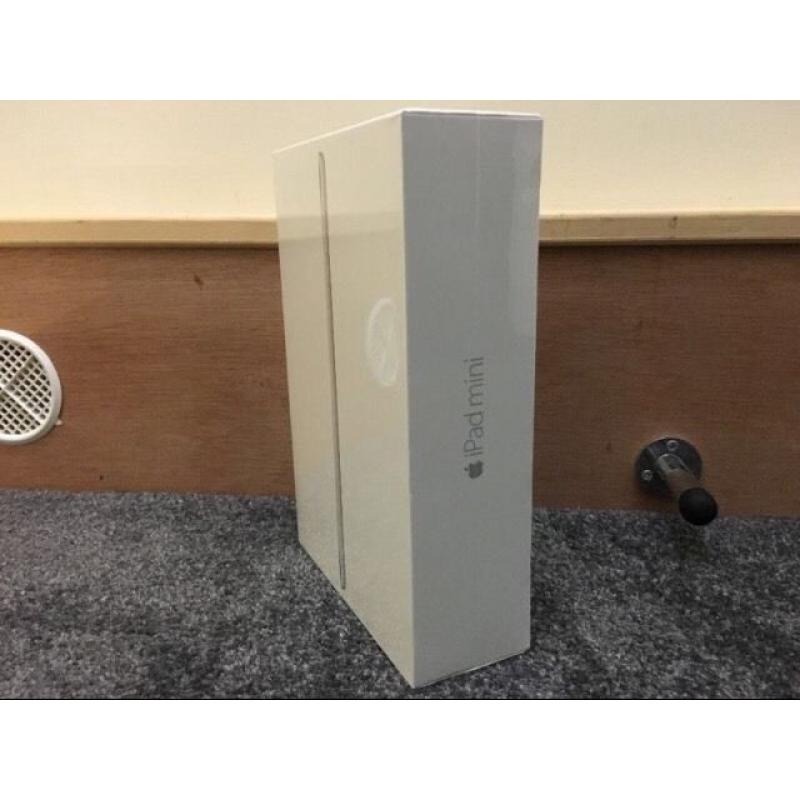 Brand new iPad mini 3 16GB Wi-Fi - Silver