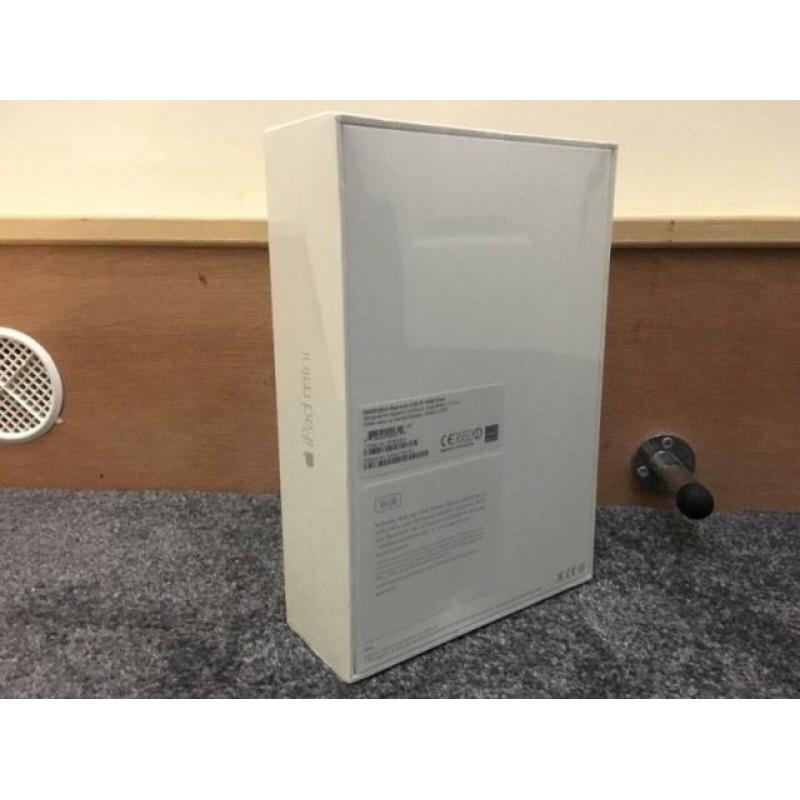 Brand new iPad mini 3 16GB Wi-Fi - Silver