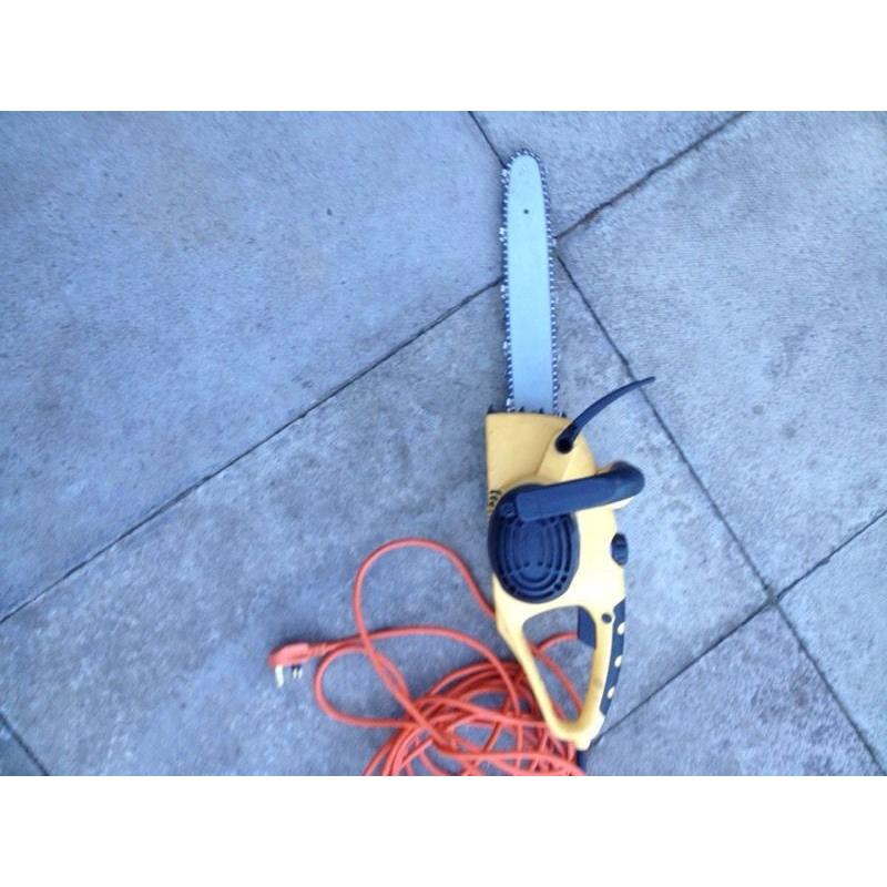 Electric chainsaw
