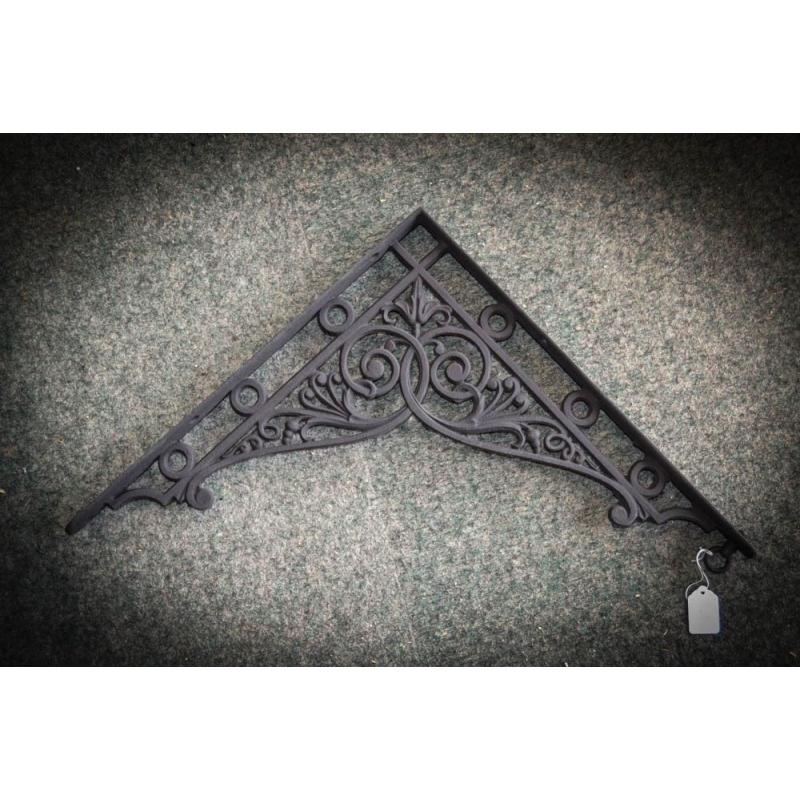 Large Victorian cast Iron L bracket
