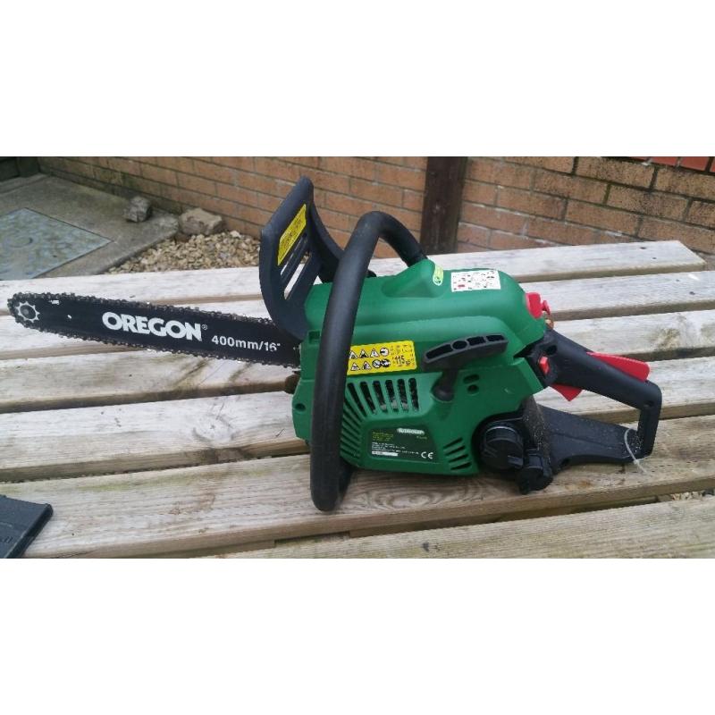 Petrol chainsaw