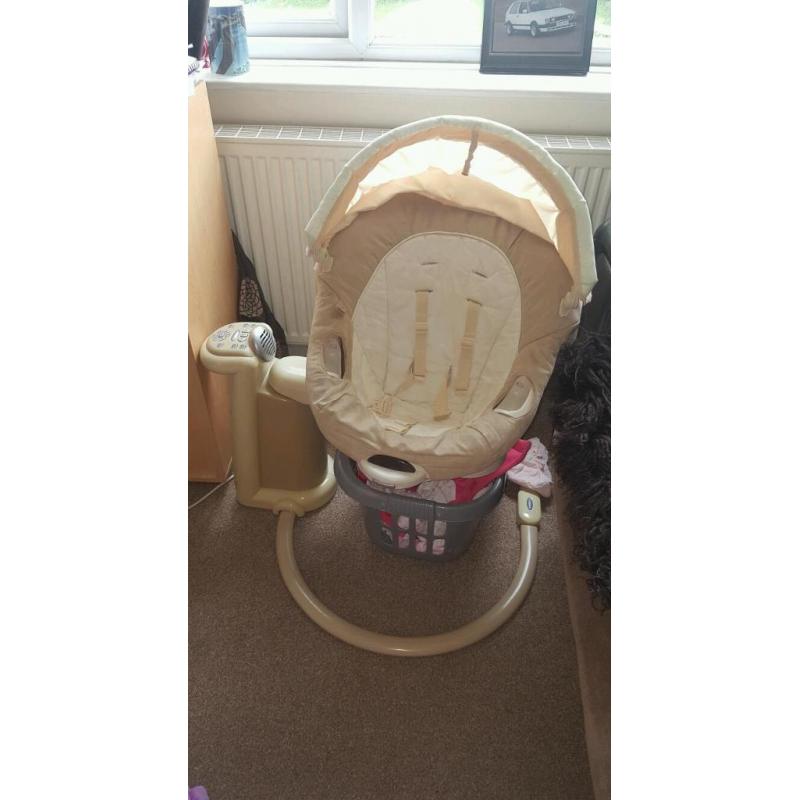 Baby chair/swing