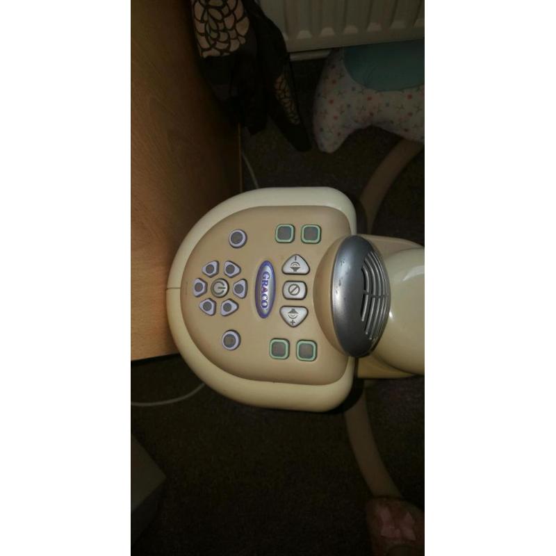 Baby chair/swing