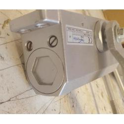 door closer