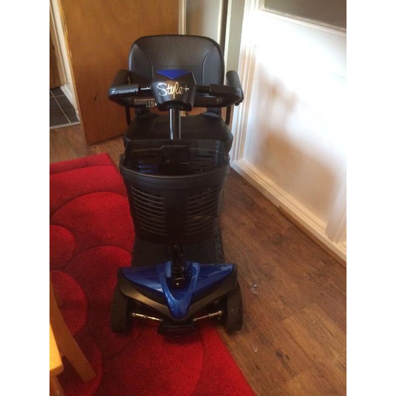 Mobility scooter
