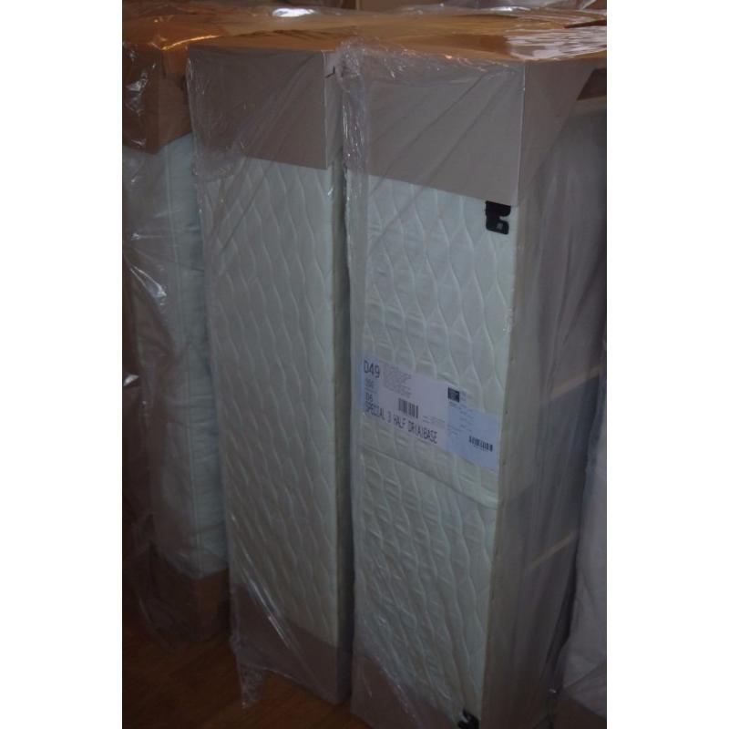 NEW Top of the Range King Drawer Divan Bed RRP 800 pounds No reasonable Offer refused *Free