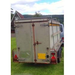 Bateson Trailer