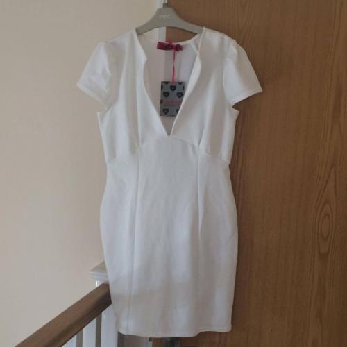 NEW Billie V Neck Cap SLEEVE Bodycon Dress IVORY- 14