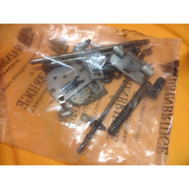Pfaff 238 Industrial zig - zag sewing machine head for repair or spares.