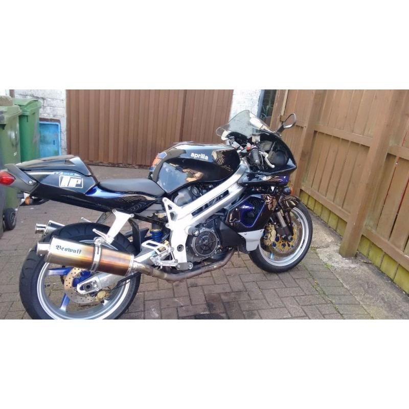 aprilia sl 1000 (MIGHT PX)