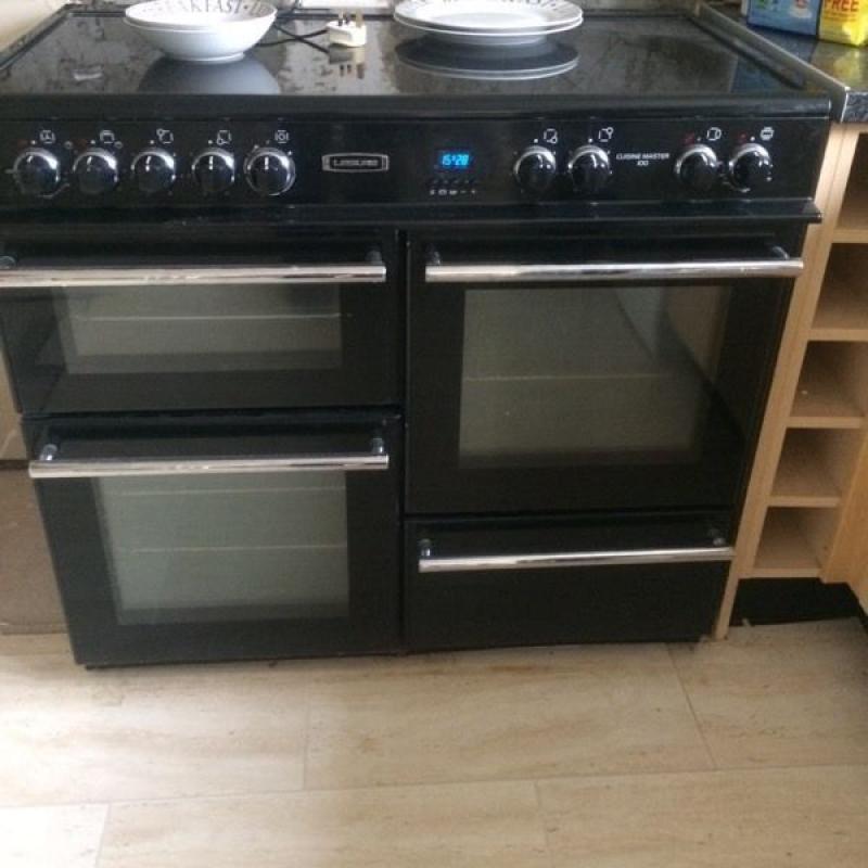 Leisure range cooker