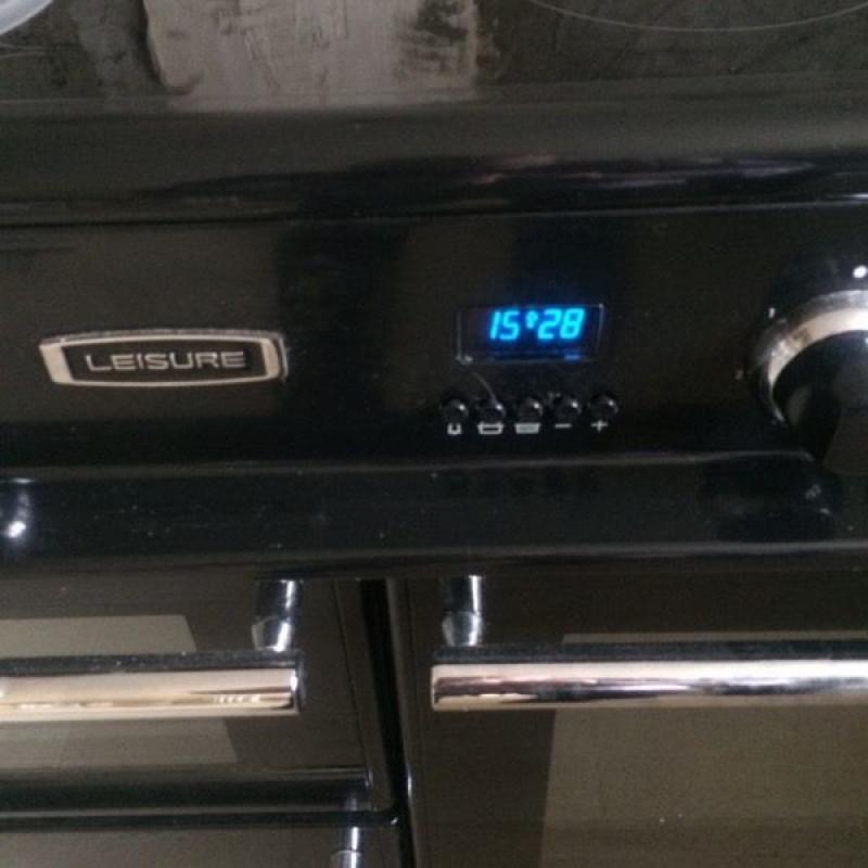 Leisure range cooker
