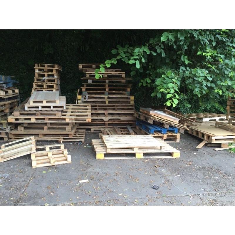 Scrap pallets ready to be collected