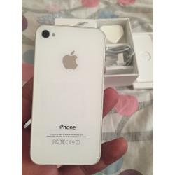 iPhone 4s on Vodafone16GB very good condition call or text me thanks
