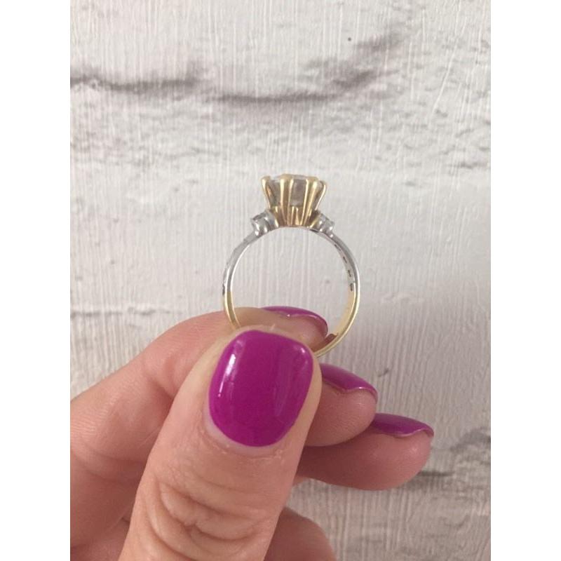 18ct ring