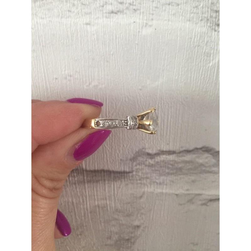 18ct ring