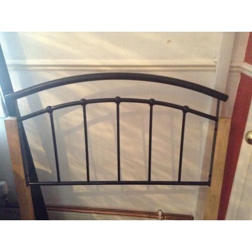 For sale Single metal bed frame POU whitefield Manchester