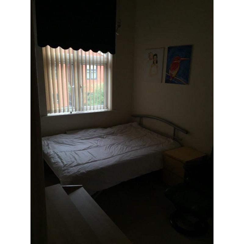 Walking distance to city centre
