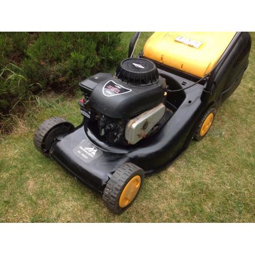 MCCULLOCH PETROL MOWER