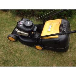 MCCULLOCH PETROL MOWER