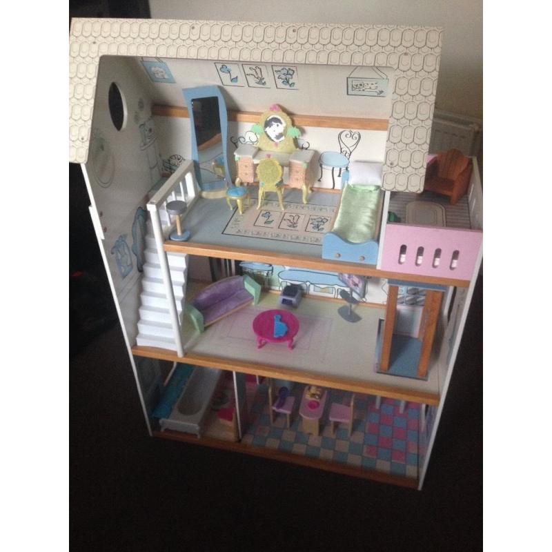Large wooden barbie dolls house