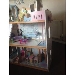 Large wooden barbie dolls house