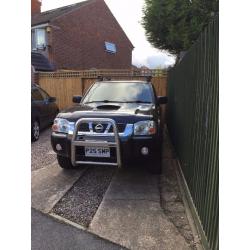 nissan nivara 2.5 diesel 4x4 double cab