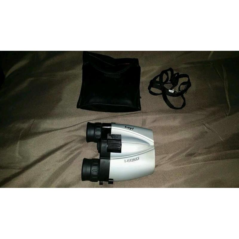 Luyi binoculars with neckstrap & carry pouch
