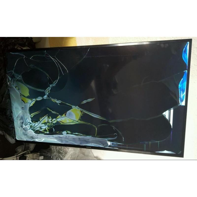 SALE Samsung 48" UHD Smart TV with broken screen