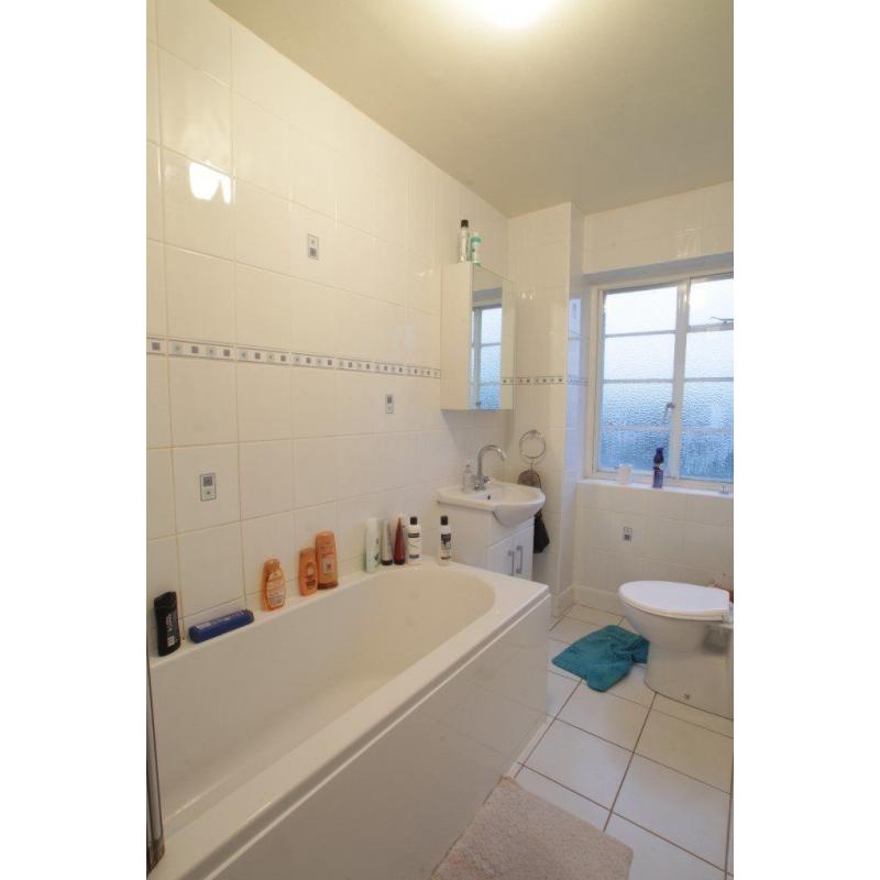 N. VERY CLOSE TO UCL!!! DOUBLE ROOMS - EUSTON - KINGS CROSS - OK COUPLE - ALL INC
