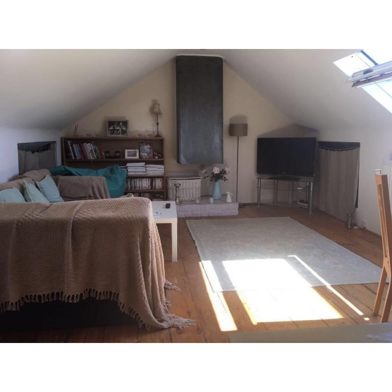 DOUBLE BEDROOM CLAPHAM COMMON